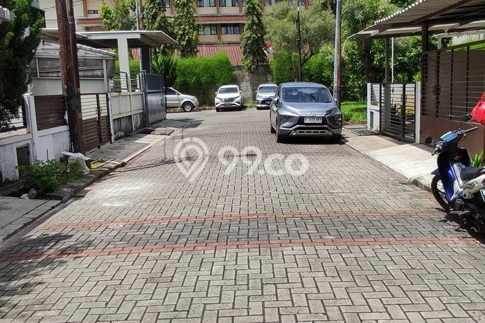 Dijual Rumah Premium dengan Fasilitas Sekitar Lengkap di Cengkareng, Jakarta Barat Dijual Rumah Premium dengan Fasilitas Sekitar Lengkap di Cengkareng, Jakarta Barat
