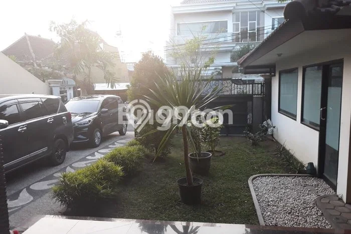 Jual Rumah Mewah Elegan Dengan View Cantik di Sawojajar, Malang Jual Rumah Mewah Elegan Dengan View Cantik di Sawojajar, Malang