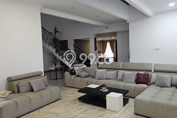 Dijual Rumah Premium dengan Fasilitas Sekitar Lengkap di Cengkareng, Jakarta Barat Dijual Rumah Premium dengan Fasilitas Sekitar Lengkap di Cengkareng, Jakarta Barat