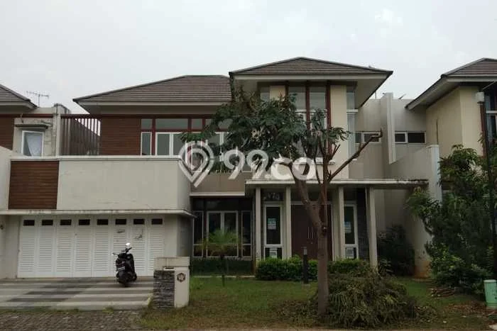 Rumah Elit LB 309m2 Siap Pakai Desain Elegan di Kota Wisata, Bogor Rumah Elit LB 309m2 Siap Pakai Desain Elegan di Kota Wisata, Bogor