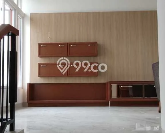 Rumah Elit LB 309m2 Siap Pakai Desain Elegan di Kota Wisata, Bogor Rumah Elit LB 309m2 Siap Pakai Desain Elegan di Kota Wisata, Bogor