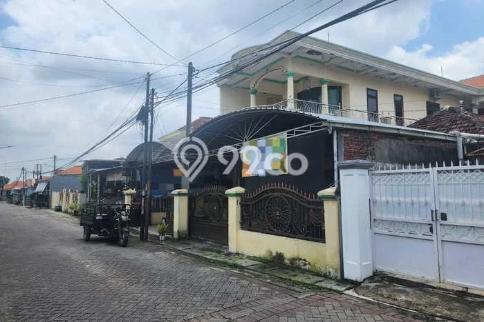 Best Deal Hunian Premium Ideal dan Luas di Sambikerep, Surabaya Best Deal Hunian Premium Ideal dan Luas di Sambikerep, Surabaya