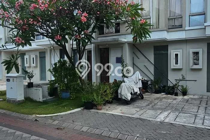 Rumah Strategis Modern Lb 72m2 di Tandes, Surabaya Rumah Strategis Modern Lb 72m2 di Tandes, Surabaya