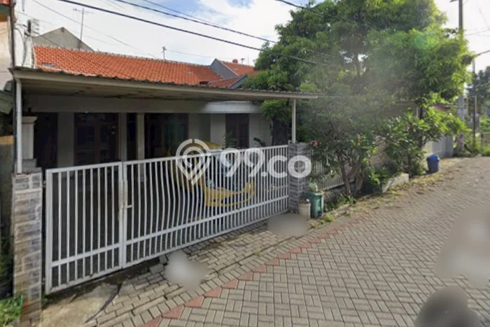Dijual Hunian Mewah dengan Fasilitas Sekitar Lengkap di Tenggilis Mejoyo, Surabaya Dijual Hunian Mewah dengan Fasilitas Sekitar Lengkap di Tenggilis Mejoyo, Surabaya