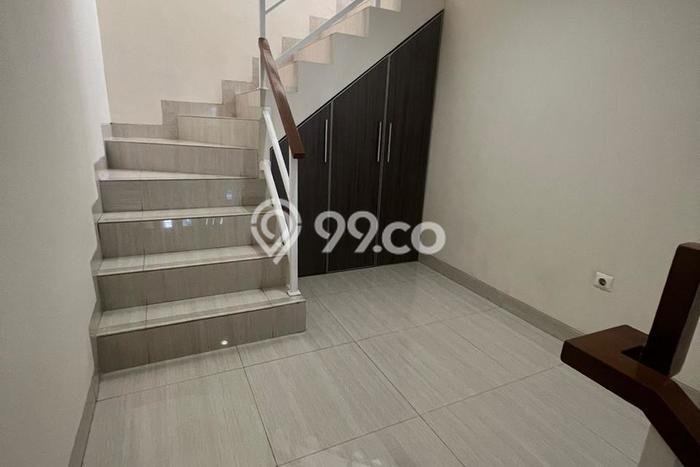 Dijual Rumah Mewah Exclusive di Cengkareng, Jakarta Barat Dijual Rumah Mewah Exclusive di Cengkareng, Jakarta Barat