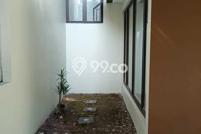 Rumah Mewah LB 125m2 Siap Pakai Desain Elegan di BSD City, Tangerang Rumah Mewah LB 125m2 Siap Pakai Desain Elegan di BSD City, Tangerang