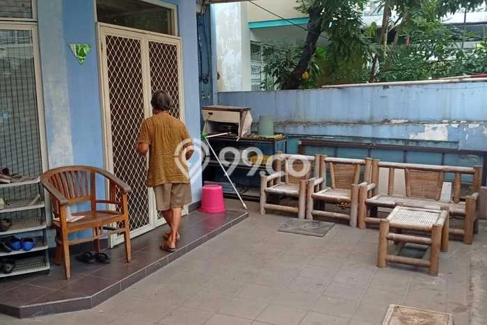 Rumah Strategis Minimalis Lb 200m2 di Cengkareng, Jakarta Barat Rumah Strategis Minimalis Lb 200m2 di Cengkareng, Jakarta Barat