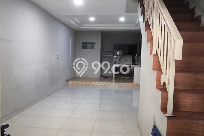 Jual Rumah Eksklusif 2 KT di Taman Palem, Jakarta Barat Jual Rumah Eksklusif 2 KT di Taman Palem, Jakarta Barat