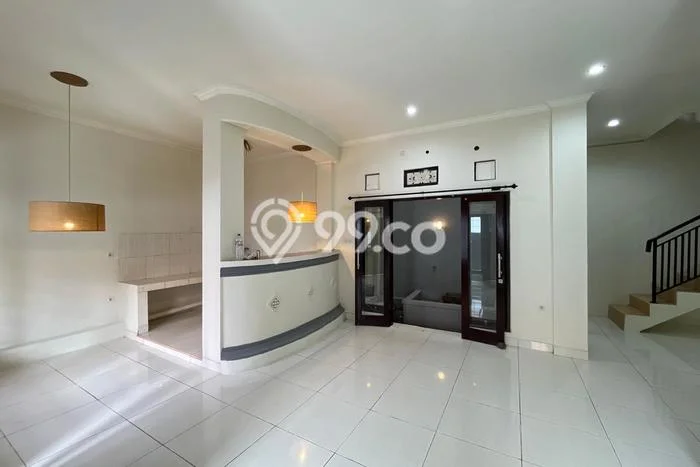Disewakan! Rumah 3 Kamar Tidur &
4 Kamar Mandi di Kerobokan Kelod, Badung Disewakan! Rumah 3 Kamar Tidur &
4 Kamar Mandi di Kerobokan Kelod, Badung