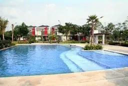 Golf Lake Residence Golf Lake Residence