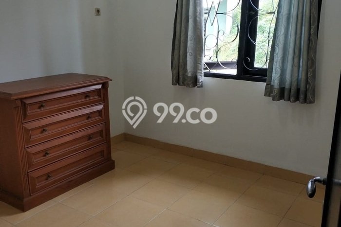 Dijual Rumah 4 Kamar Lokasi Ideal Bagus dan Strategis di Cimanggis Dijual Rumah 4 Kamar Lokasi Ideal Bagus dan Strategis di Cimanggis