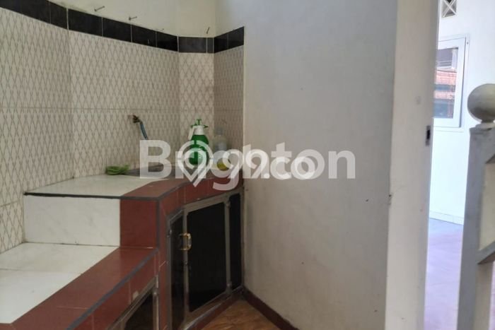 Dijual Hunian Rumah Terawat 3 KT di Kasin, Malang Dijual Hunian Rumah Terawat 3 KT di Kasin, Malang