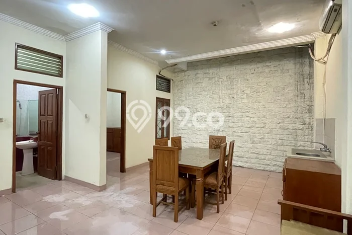 KESEMPATAN TERBAIK! Rumah di , 4 KM, Siap Huni, LT 180m2m² Bangunan 250m2m² KESEMPATAN TERBAIK! Rumah di , 4 KM, Siap Huni, LT 180m2m² Bangunan 250m2m²