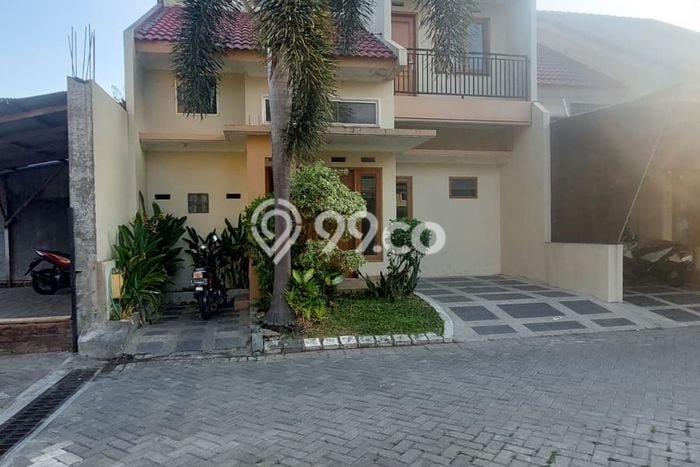 Dijual Rumah 3 Kamar Lokasi Ideal Bagus dan Strategis di Tunggulwulung Dijual Rumah 3 Kamar Lokasi Ideal Bagus dan Strategis di Tunggulwulung
