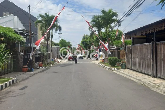 Siap Huni Hunian Elit 4 Kamar di Lowokwaru Dekat ke Mana Pun Siap Huni Hunian Elit 4 Kamar di Lowokwaru Dekat ke Mana Pun