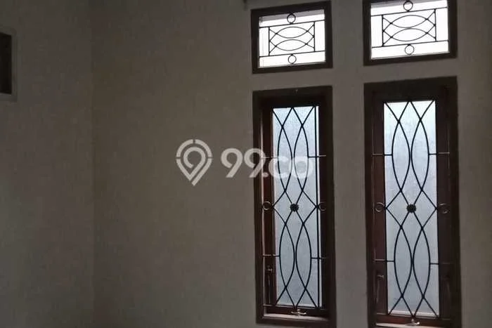 Rumah sewa siap huni 5 Kamar Tidur di Hegarmanah, Bandung Rumah sewa siap huni 5 Kamar Tidur di Hegarmanah, Bandung